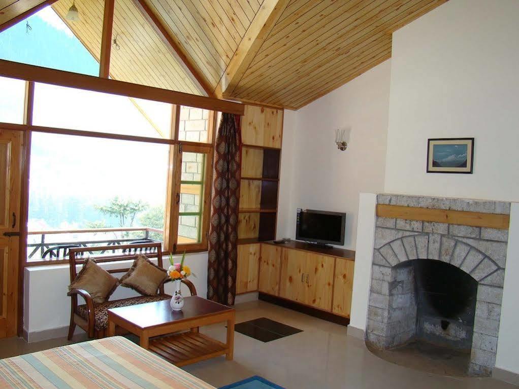 Hotel Mountain Trail Manali Exterior photo