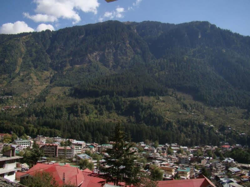 Hotel Mountain Trail Manali Exterior photo